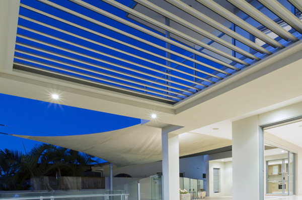 External louvred roof awning - light and heat
